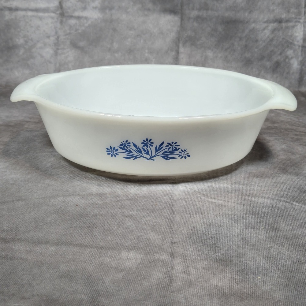 VTG Anchor Hocking‎ Fire King #433 Blue Cornflower Oval Casserole 1.5 Qt